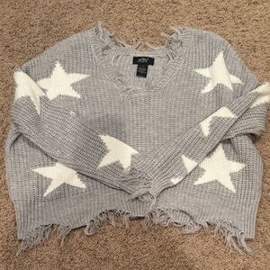 Cozy Gray V-Neck Sweater with White Stars